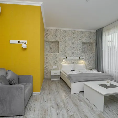 Opera Passage Hotel & Apartments Lviv Exterior photo