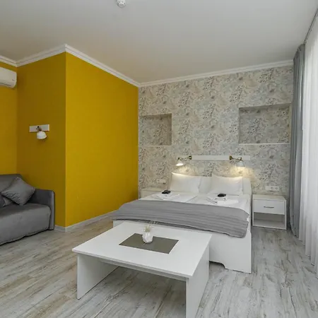 Opera Passage Hotel & Apartments Lviv Exterior photo